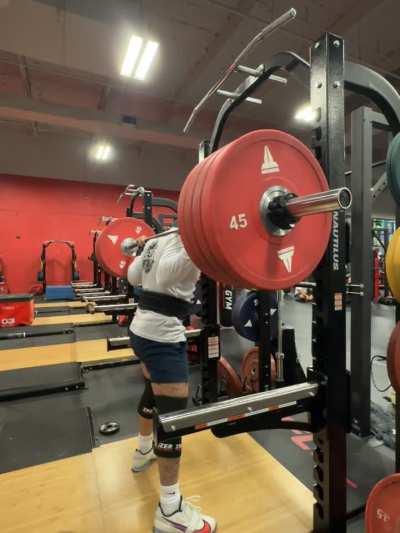 405lb squat becoming less foreign &mdash; 160lb bw