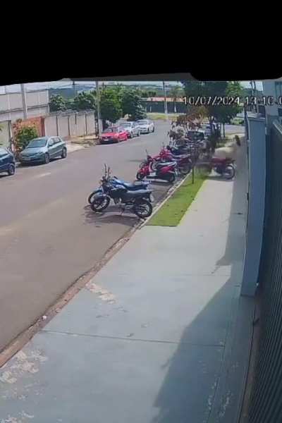 Guy is probably wondering what happened to his bike