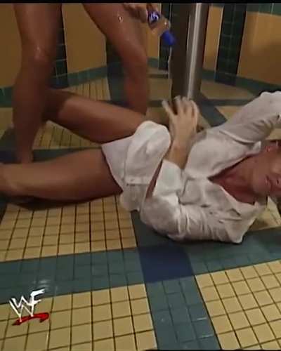 Can someone tell me the ladies name in this segment?