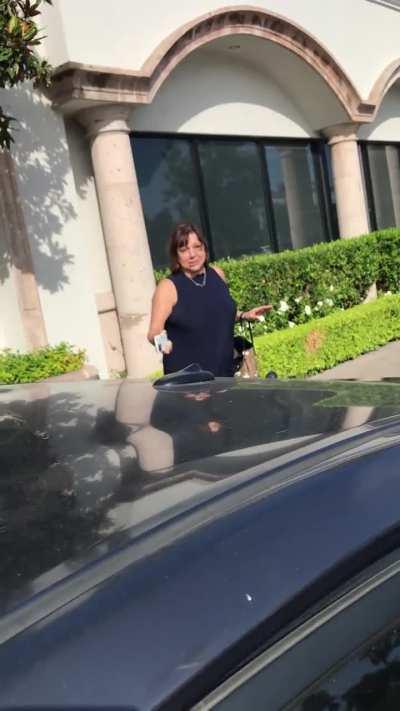Marina del Rey karen threatens driver&rsquo;s job for going around her in a parking lot