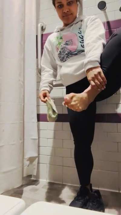 God the smell after the gym