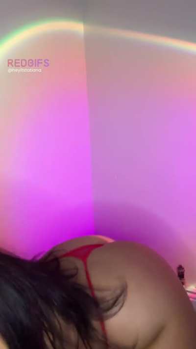 [onlyfans][tatianasarax] I&rsquo;m trying to convince you to cum in me. Is it working so far?