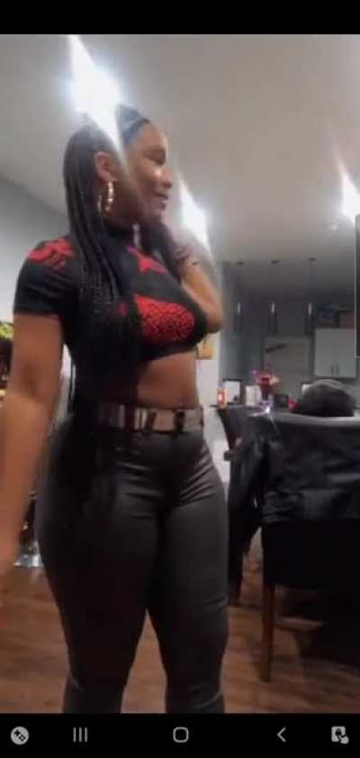 Live 12.28.21 Tight ass pants