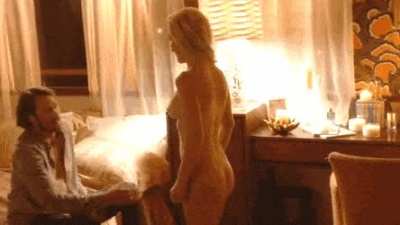 Angela Kinsey, 47