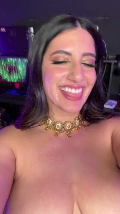 Cum face Sarah 