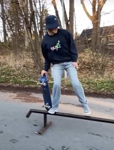 Grinding a rail pt. 2