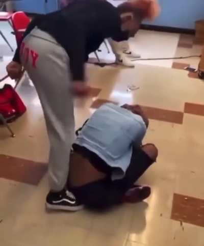 quiet ass fight😂