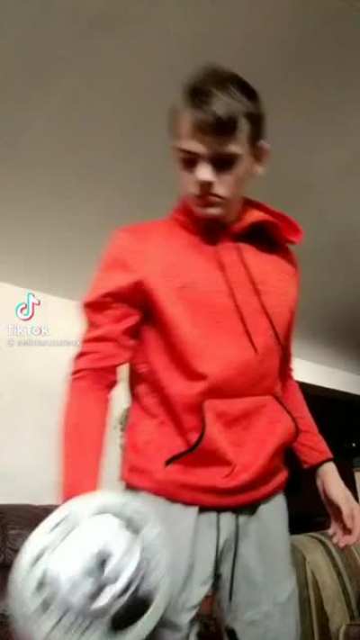 Twig takes off hoodie to reveal he is a twig