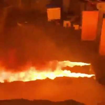 Russian guy has created a flame throwing car out of an old Soviet Lada 1600. He calls it &laquo;Dragon&raquo;.