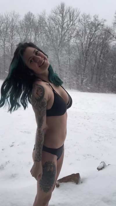 More content on my RedGifs page! @nonverbalpsy1