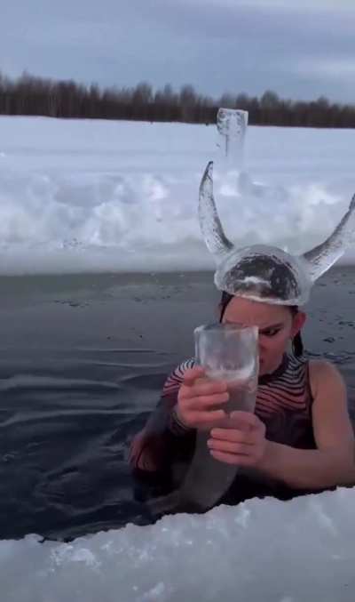 Sk&aring;l!