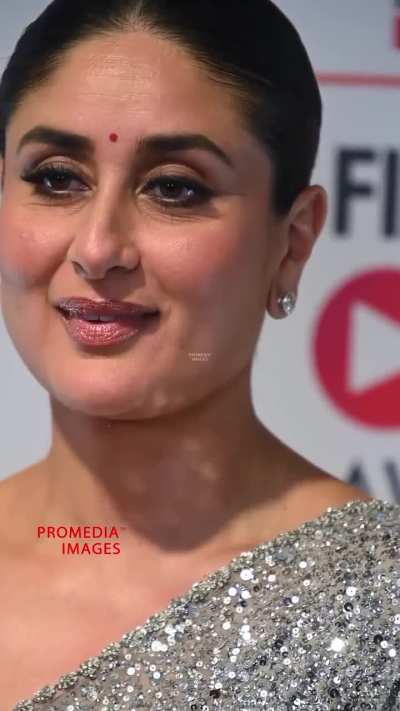 Kareena insane face card from OTT filmfare awards