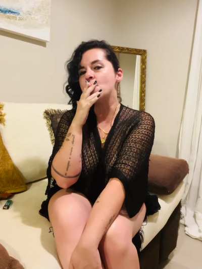 Let me blow my smoke on your face.. i know u want this
