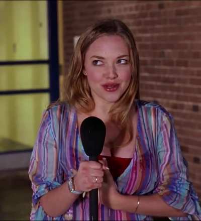 Amanda Seyfried’s big tits in Mean Girls