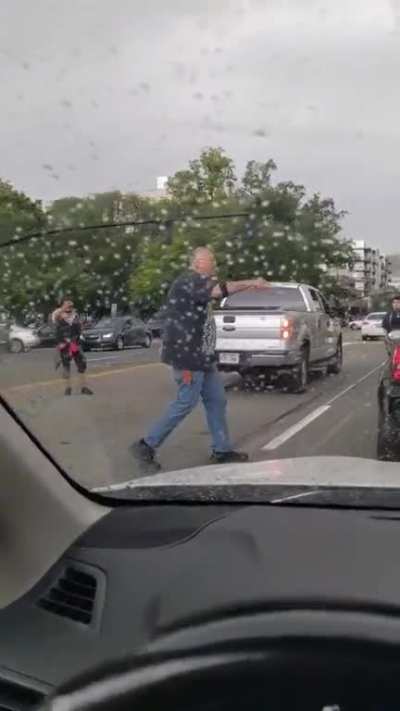 Man pulls out a machete yelling "all lives matter" at protest today. (Details in comments)