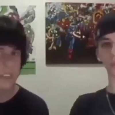 É