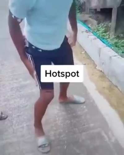 Hola Hola Hola Hola Hola ...