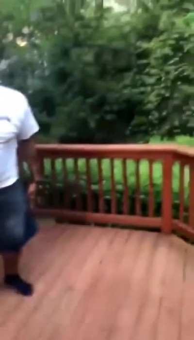 No shoes!