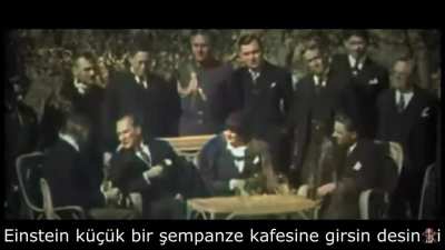 Celal Şeng&ouml;r, Atat&uuml;rkle neden uğraşıyorlar? sorusuna Einstein şempanze kafesine girsin ve desin ki...