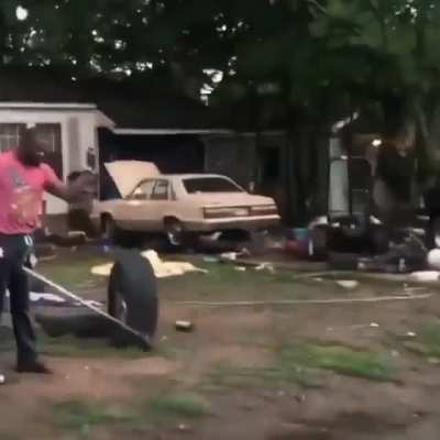 Ouch: Dude Gets Grazed With The Weed Trimmer Over Stolen Money