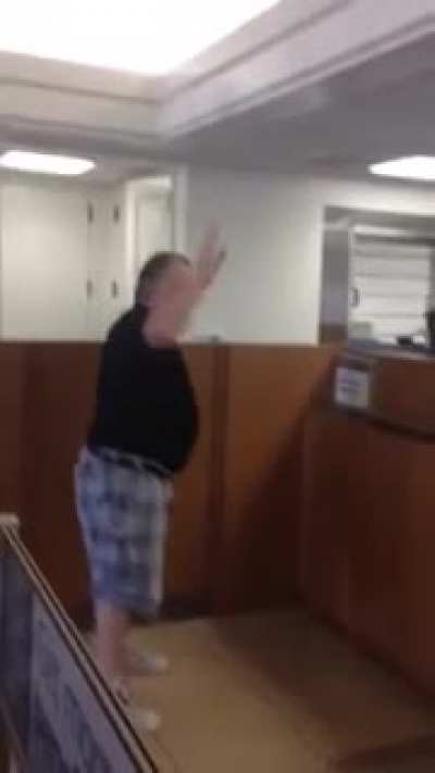 This man after making final alimony payment to his ex-wife
