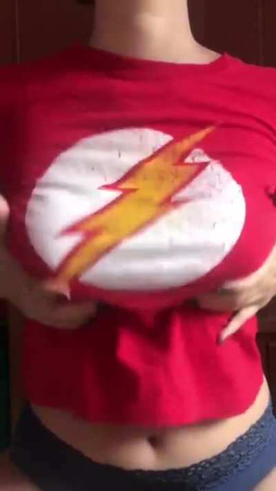 I&rsquo;m sorry if this drop seems too fast for you 🤭 (oc)