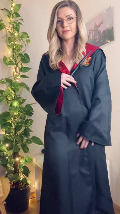 Would you Slytherin to my Chamber of Secrets?.. 🐍🧙🏻&zwj;♀️