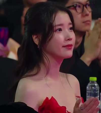IU