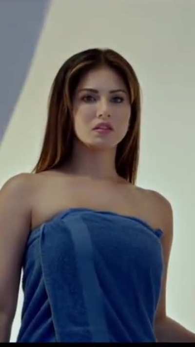 Sunny Leone