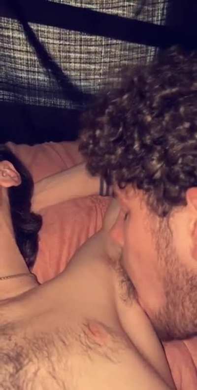 👅