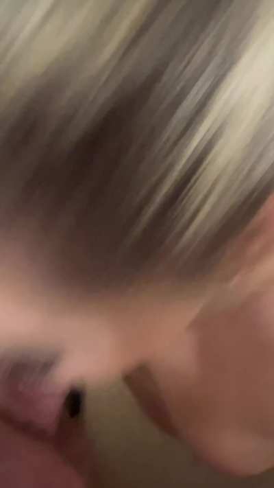 I’m dreaming of a white cum covered Christmas!