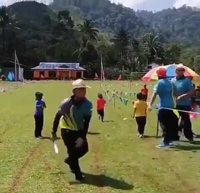 Kids race