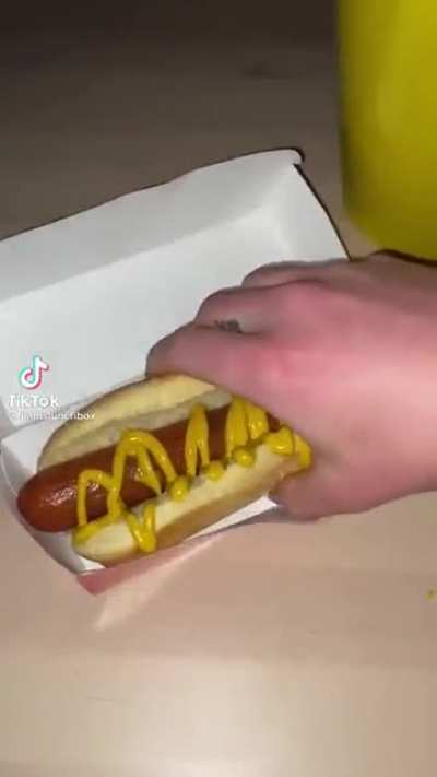 Terrible video, but that scream is carpaccio