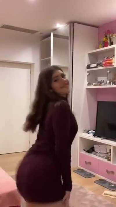 🤤