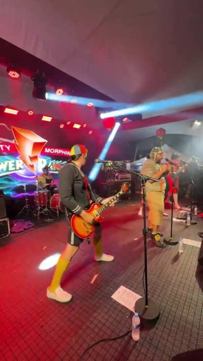 Ustedes que sue&ntilde;an banda ? - yo Xd 