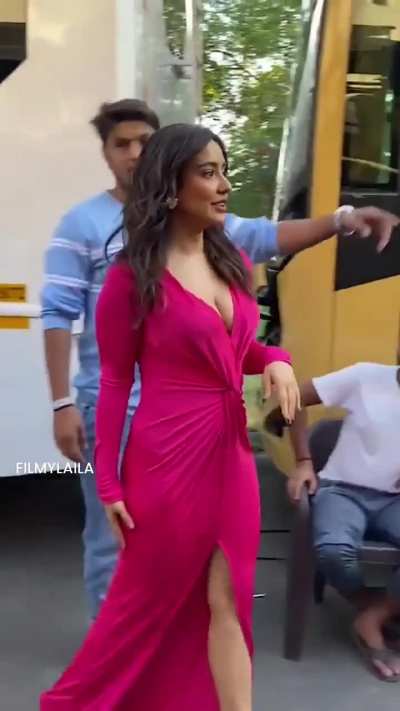 Neha sharma