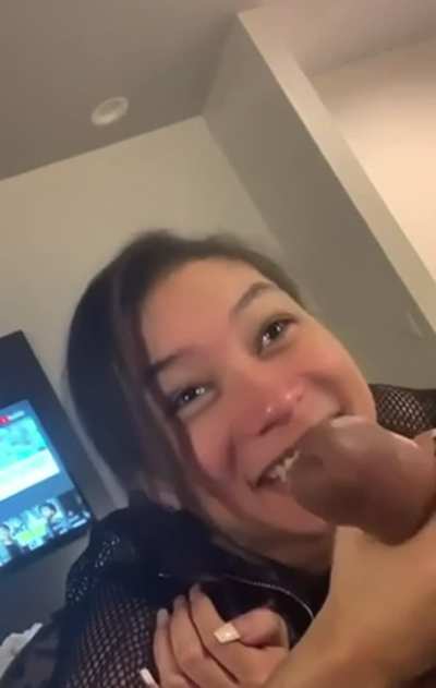 A cute relaxing blowjob
