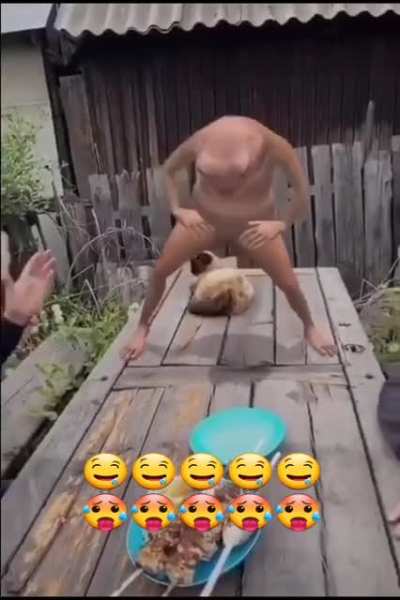 sexy 😳😳 frog 🙉 dance 😎😤 ing
