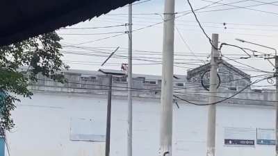 Presos se subieron al techo del penal para pedir reducción de condenas