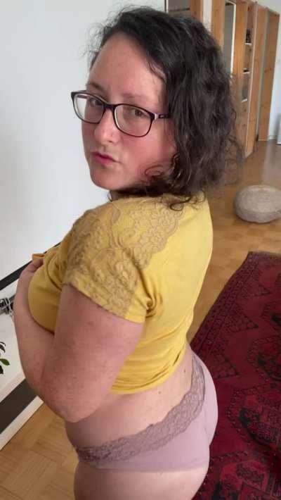 If you&rsquo;re into Milfs with big asses we&rsquo;re gonna get along juuuust fine