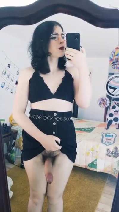 so i was told i would be appreciated here😈 should i stick around?