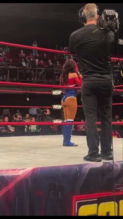 Mercedes Mon&eacute; and Harley Cameron