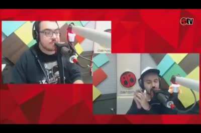 Los weones le preguntaron el nombre dos veces