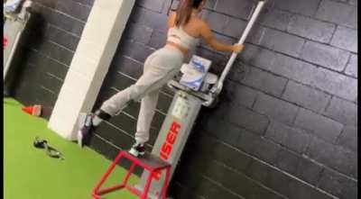 Bela Working Out