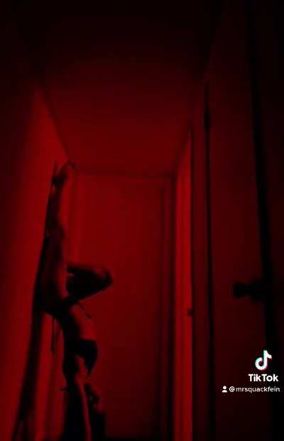 #silhouettechallenge #30neverfeltsogood #tiktoktrend @mrsquackfein