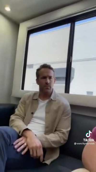How to do a Ryan Reynolds impression