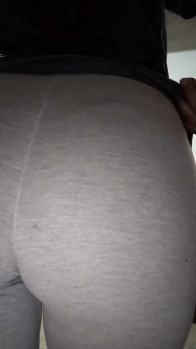 Latina fart 🤭