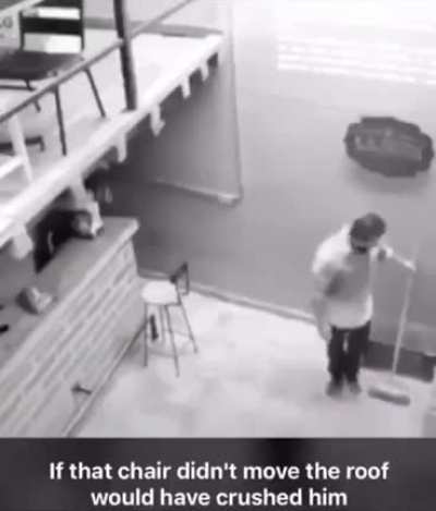 Holy shit he almost died !😱