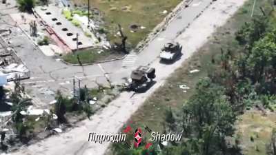 Footage provided by the Ukrainian drone unit "shadow" shows another Russian armored assault getting attacked.