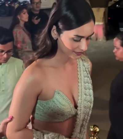 Manushi Chhillar